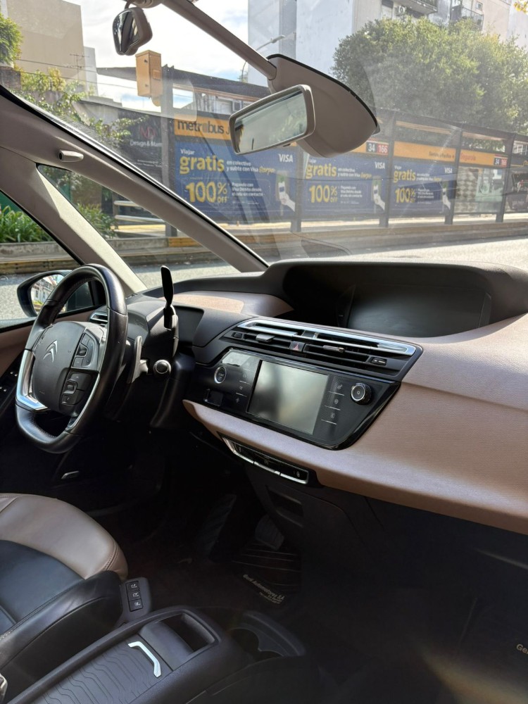 Citroën Grand C4 Picasso Shine — foto 16